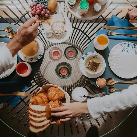 Geva Bed & Breakfast