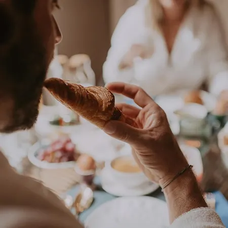 فندق مبيت وإفطار Geva
